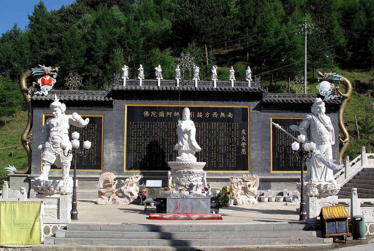 Pico del Bodhisattva (Pusa Ding): 108 escalones