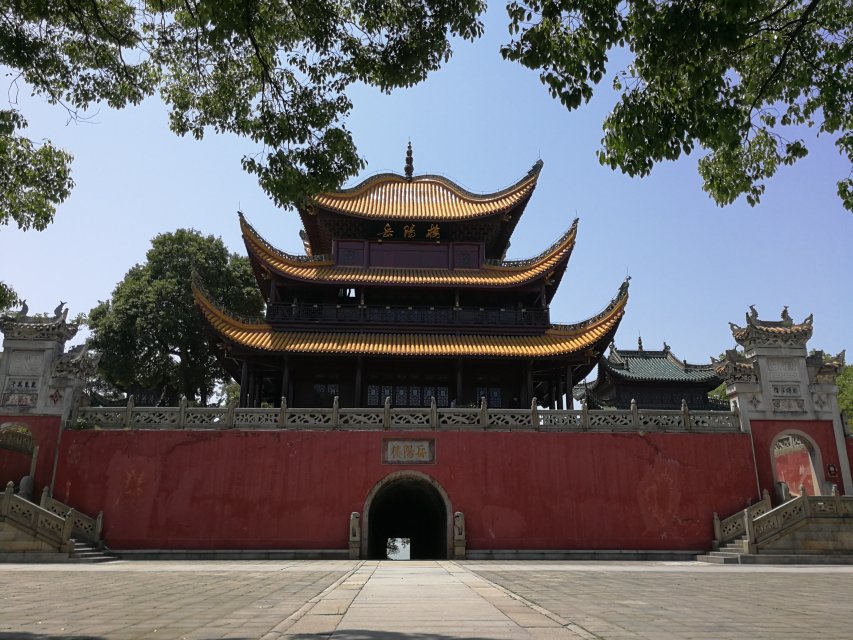 The Main Tower & the Dongting Panorama
